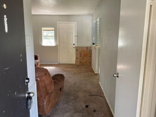 1430 Greencove Dr, Garland, TX 75040-5938