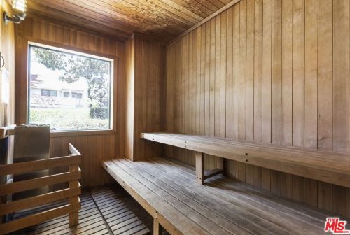 3585 Stonepine Ln, Anaheim CA  92804-7637 exterior