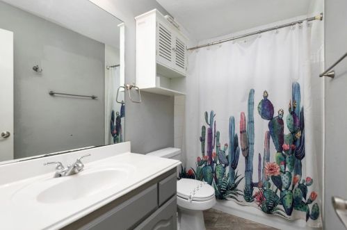 6418 Cyn Pointe Ln, Richmond TX 77469-6106 exterior