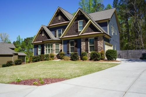 252 Five Oaks Dr, Hiram, GA 30141-2177