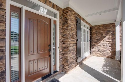 3000 Sweet Basil Ln, Loganville, GA 30052-8217