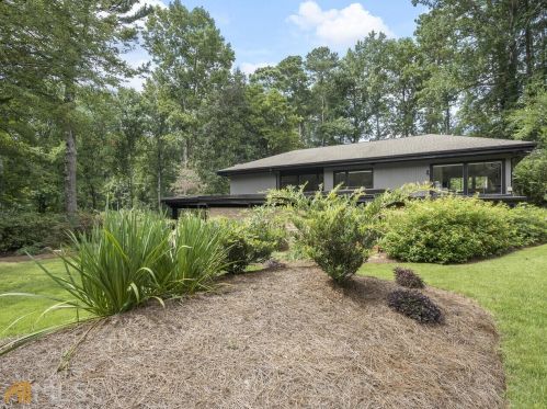 1108 Judith Way, Atlanta GA  30324-2905 exterior