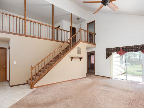 20833 Hickory Ct, Plainfield, IL 60544-9328