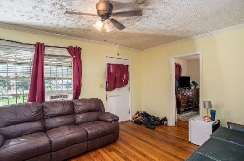 2509 Hood Ave, Atlanta GA  30318-6143 exterior