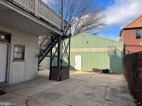 145 Philadelphia St, York PA  17401-2438 exterior