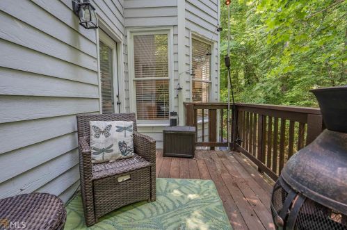 408 Harris Manor Dr, Atlanta GA  30311-2118 exterior