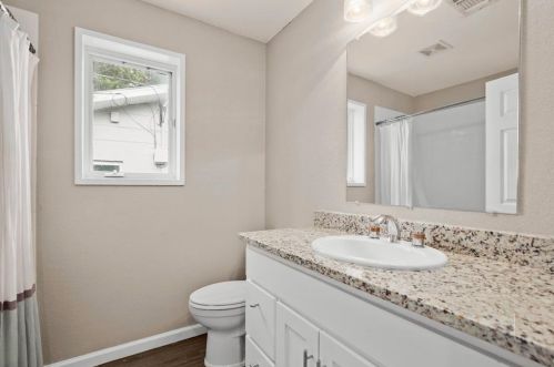 120 Erskine Fry, Seguin TX 78155 exterior