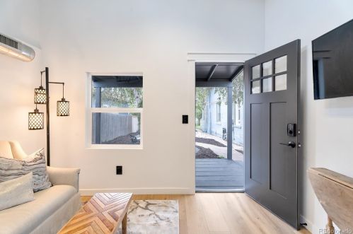 2854 Lincoln St, Englewood CO  80113-1541 exterior