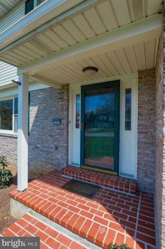 1929 Geraldson Dr, Lancaster, PA 17601-3621