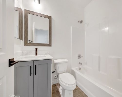 10691 Brookfield Dr, Riverside CA  92505-3961 exterior