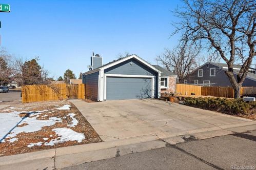 19325 Greenwood Pl, Denver CO  80013-3743 exterior