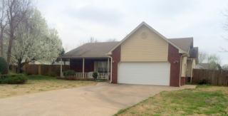 302 Bettes Ave, Wagoner, OK 74467-5419