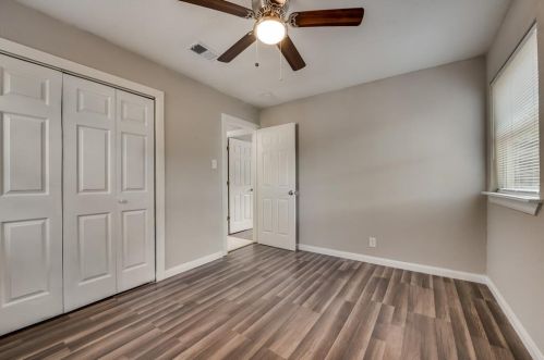 6520 Truman Dr, Fort Worth TX  76112-8032 exterior