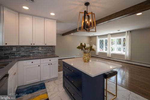 2112 Arden Dr, Fallston MD  21047-1404 exterior