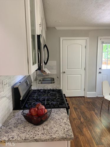 1556 Alder Ct, Atlanta GA  30317-1916 exterior