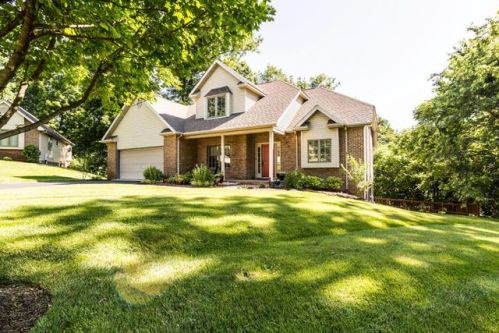 1818 Northwoods Ln, Salem, VA 24153-7436
