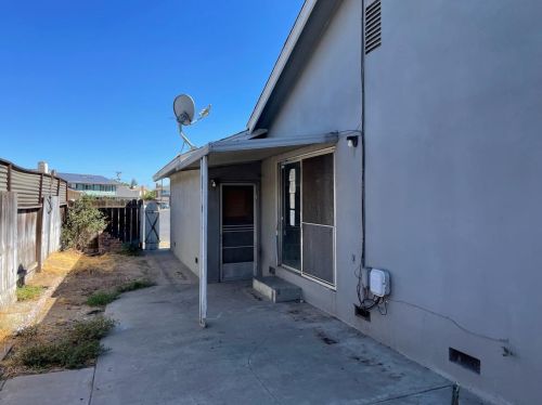 355 Shepard Way, Manteca, CA 95336-4128