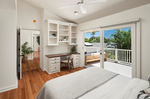 1037 Koloa St, Honolulu HI  96816-5101 exterior