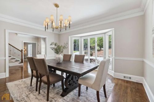 280 Cameron Ridge Dr, Atlanta GA  30328-4709 exterior