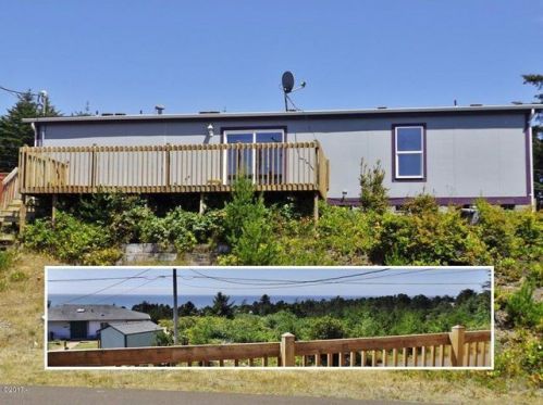 1810 Cedarcrest Pl, Waldport, OR 97394-9307