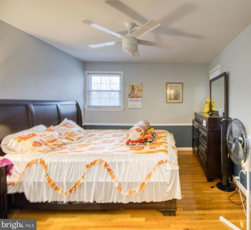 1008 Robroy Dr, Silver Spring MD exterior