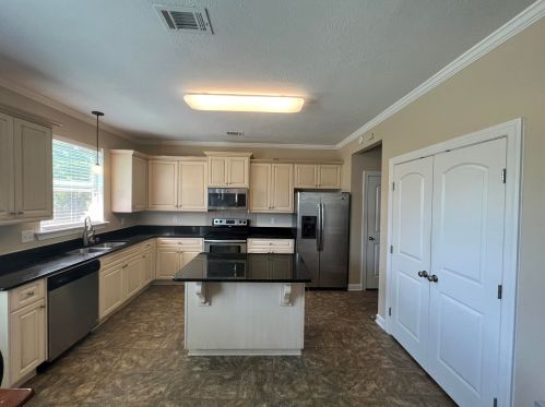 946 Watermark Dr, Evans GA  30809-7479 exterior