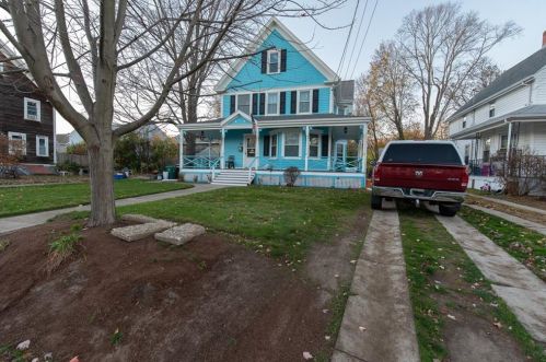 50 Trent St, Woonsocket RI  02895-1039 exterior