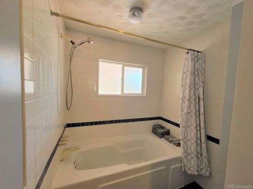 256 Ponderosa Ln, Elizabeth CO 80107-8526 exterior