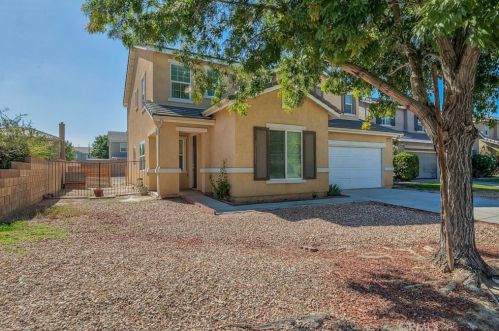 4244 Avenue, Lancaster, CA 93535-7726