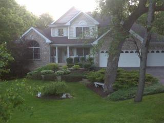 225 Halford Pl, Harrison, IL