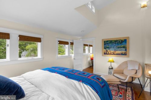 8409 Grove St, Silver Spring MD 20910-4761 exterior