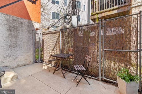 809 16 St, Philadelphia PA  19132-3906 exterior