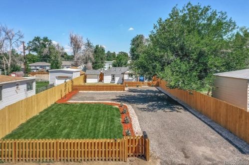 2072 Emporia St, Denver CO  80010-1102 exterior