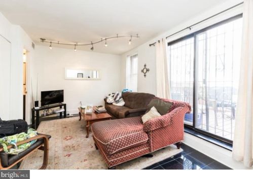 1138 4 St, Philadelphia PA 19140-2416 exterior