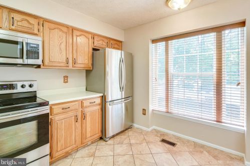 8503 Black Star Cir, Columbia MD  21045-2650 exterior