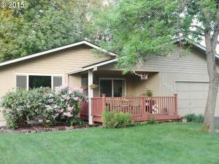 4029 Josh St, Eugene, OR 97402-5647