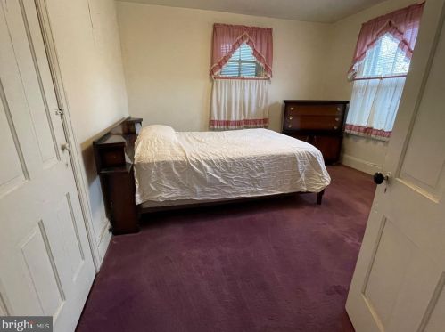 66 Leigh Ave, Princeton NJ  08542-3147 exterior