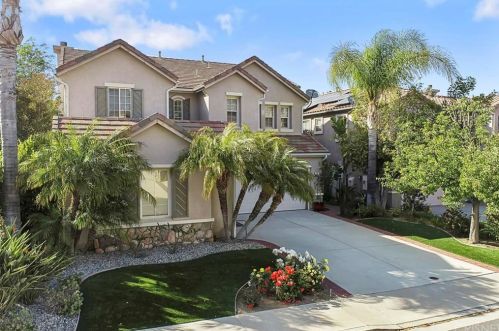 41 Boulder Creek Rd, Simi Valley, CA 93065-7361