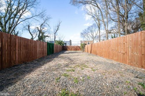 619 Chelten Ave, Philadelphia PA 19126-3825 exterior