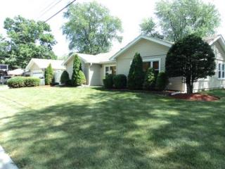 201 Iowa Ave, Addison IL  60101-3821 exterior
