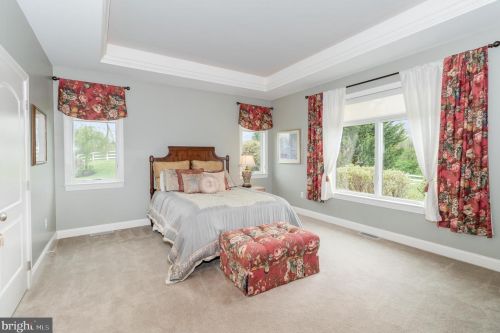 253 Bonnybrook Rd, Carlisle PA 17013-4214 exterior