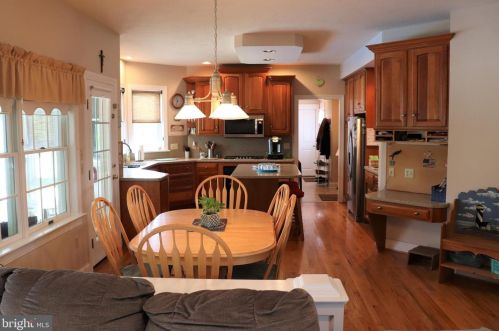 1954 Pickering Trl, Lancaster PA exterior