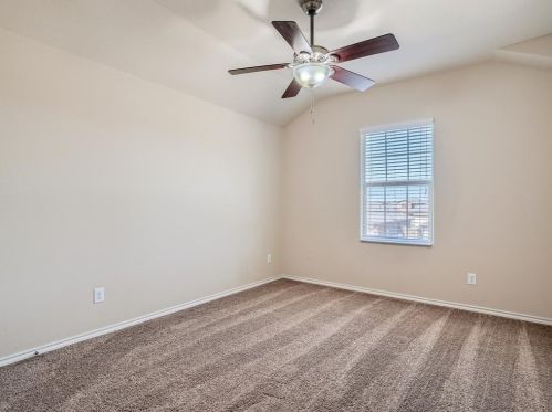 5009 Grayson Rdg Dr, Fort Worth TX  76179 exterior