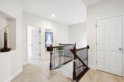 5568 High Point Rd, Atlanta GA  30342-5039 exterior