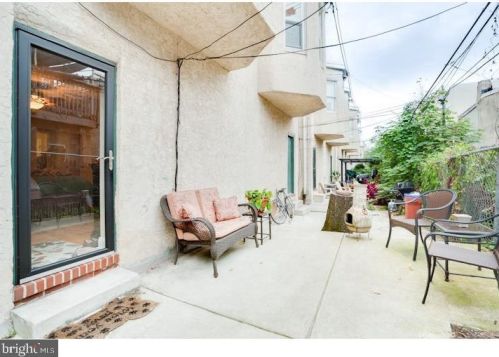 1926 Christian St, Philadelphia PA  19146-2662 exterior