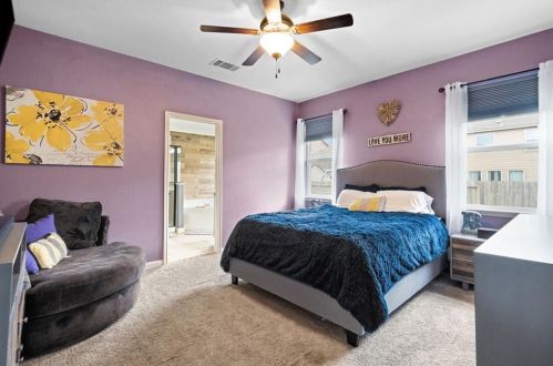 1649 Treeta Trl, Uhland TX 78640 exterior