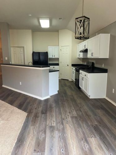 15053 Babbling Brook Dr, Austin TX  78728-4389 exterior
