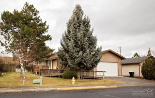 2659 Fissure Loop, Eagle Crest OR  97756-8837 exterior