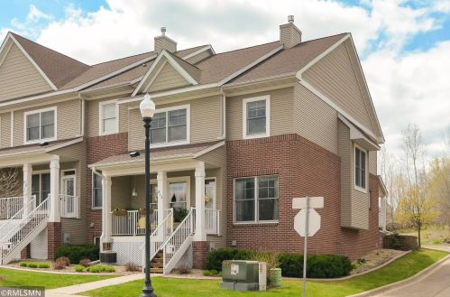 812 Ramsey St, Hastings, MN 55033-2120