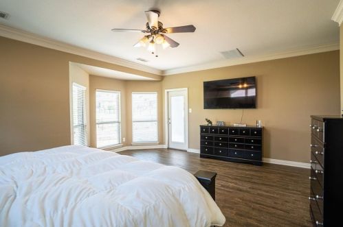 12232 Fairway Meadows Dr, Fort Worth TX  76179-6643 exterior